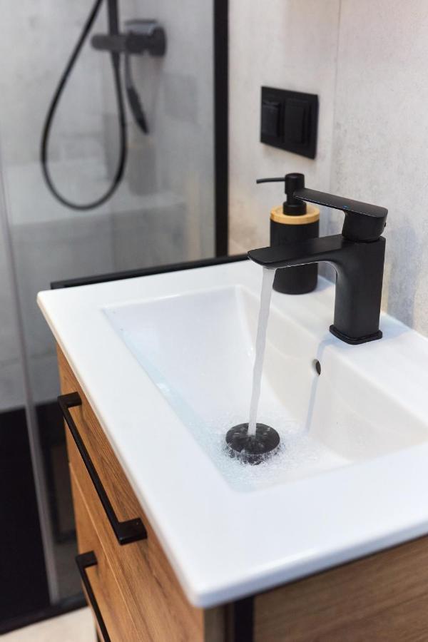 Apartament "Powoli" Z Darmowym Parkingiem Karpacz Esterno foto
